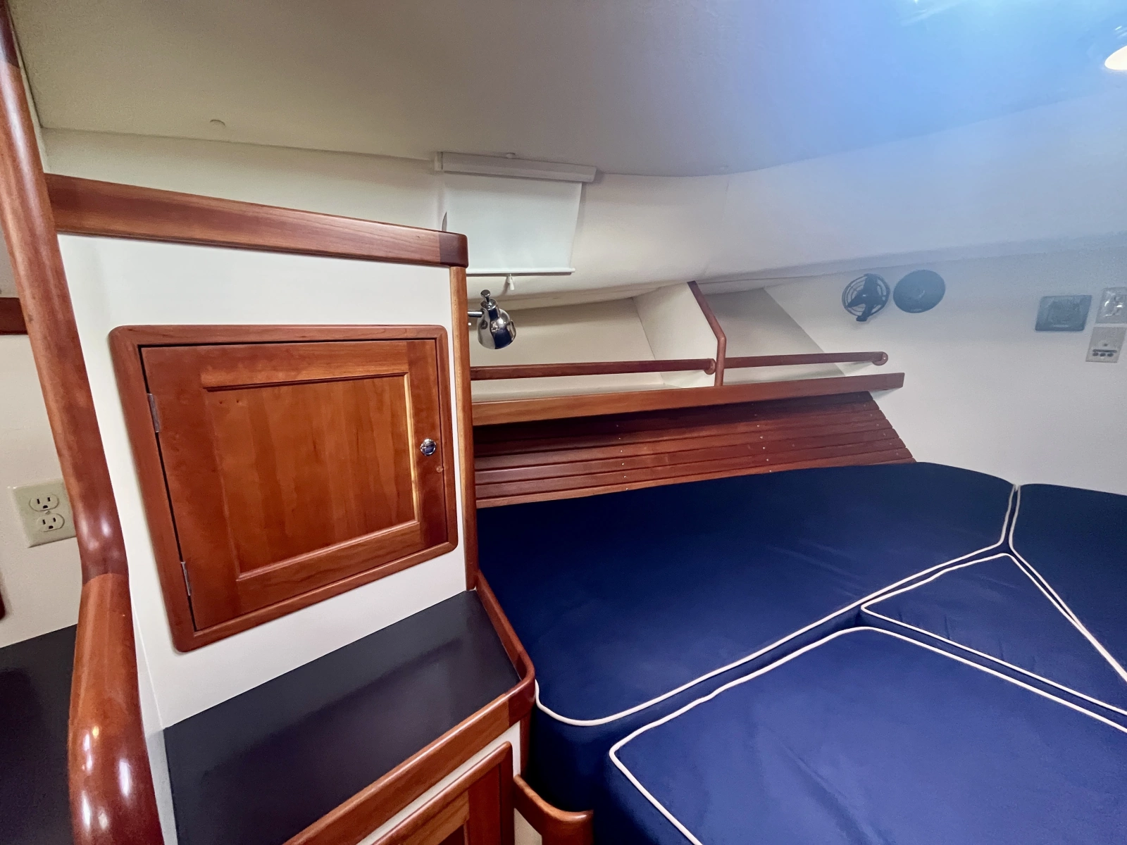 2001 Little Harbor Whisper Jet 38 Prop