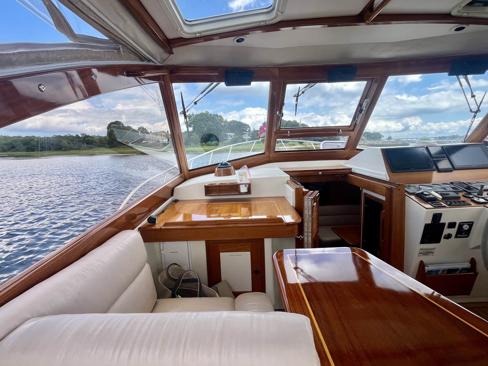 2001 Little Harbor Whisper Jet 38 Prop