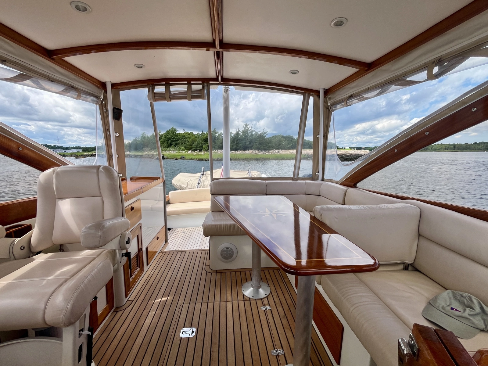 2001 Little Harbor Whisper Jet 38 Prop