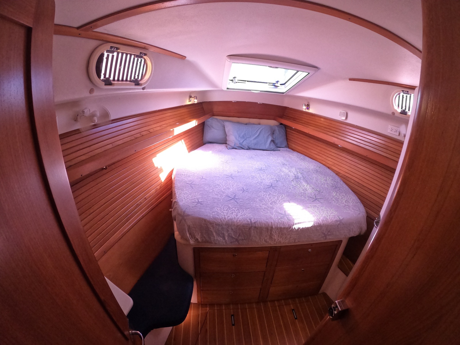 2005 Catalina Morgan 