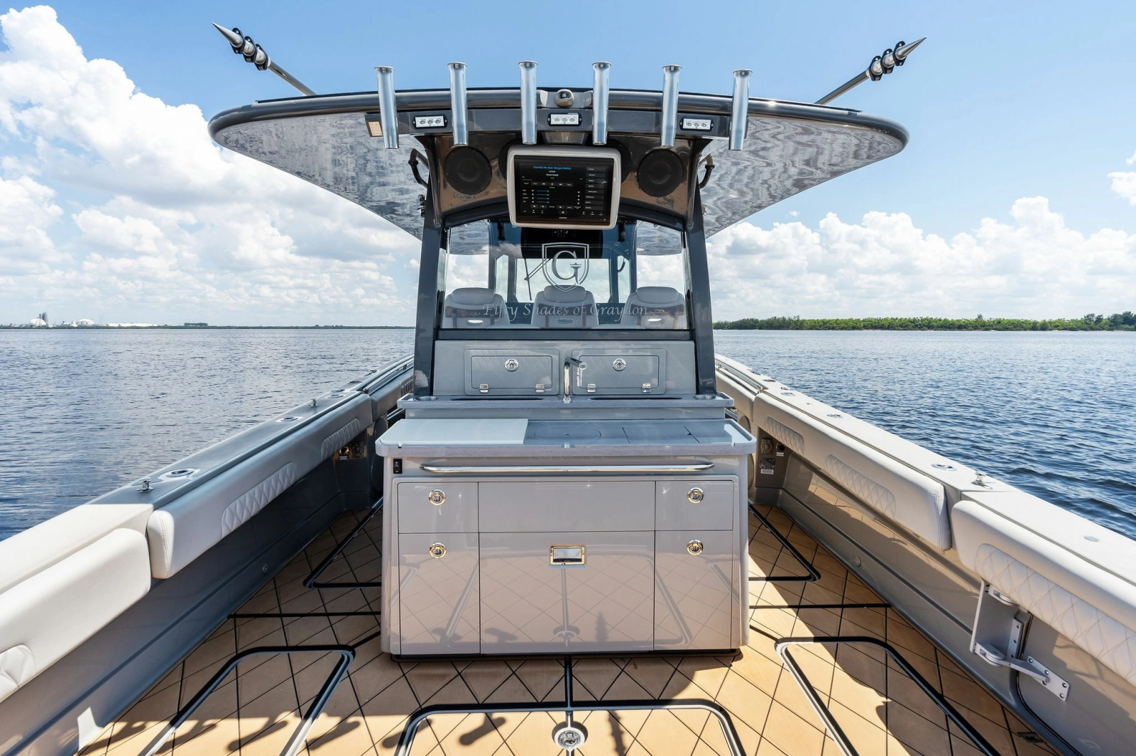 2023 HCB 42 Lujo