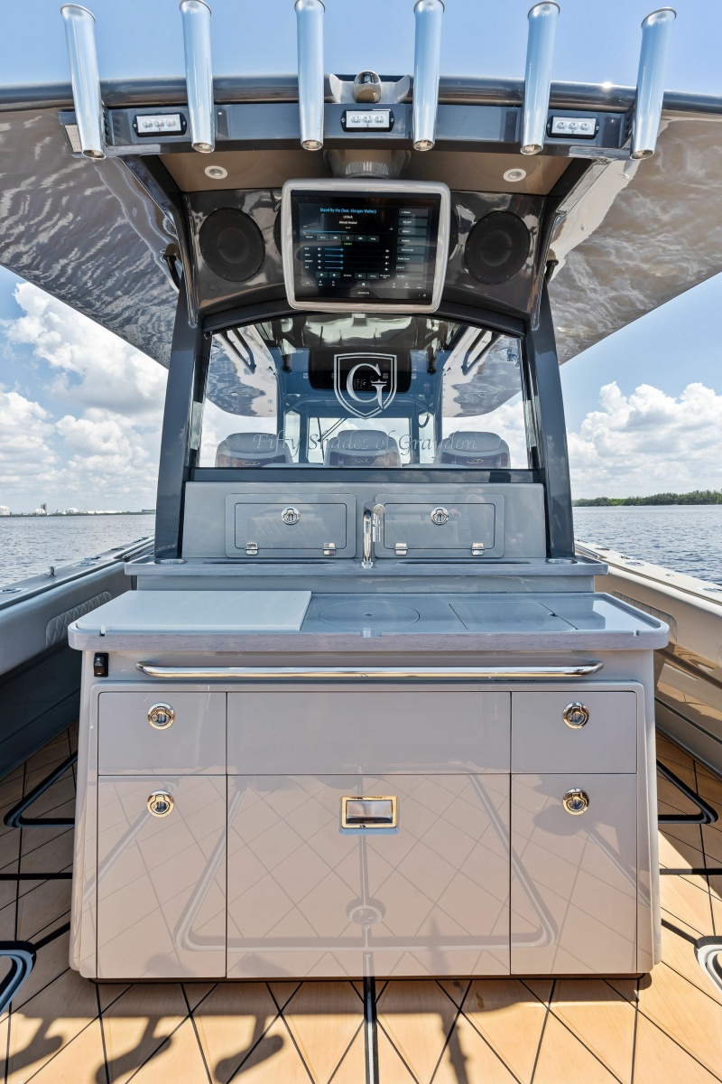 2023 HCB 42 Lujo