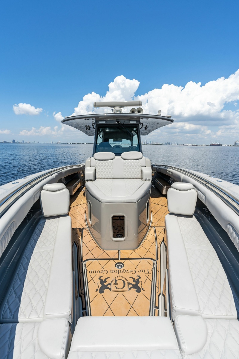 2023 HCB 42 Lujo