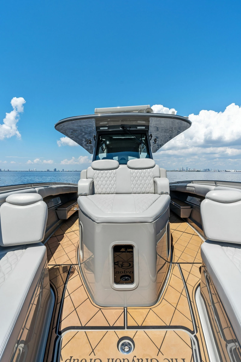 2023 HCB 42 Lujo