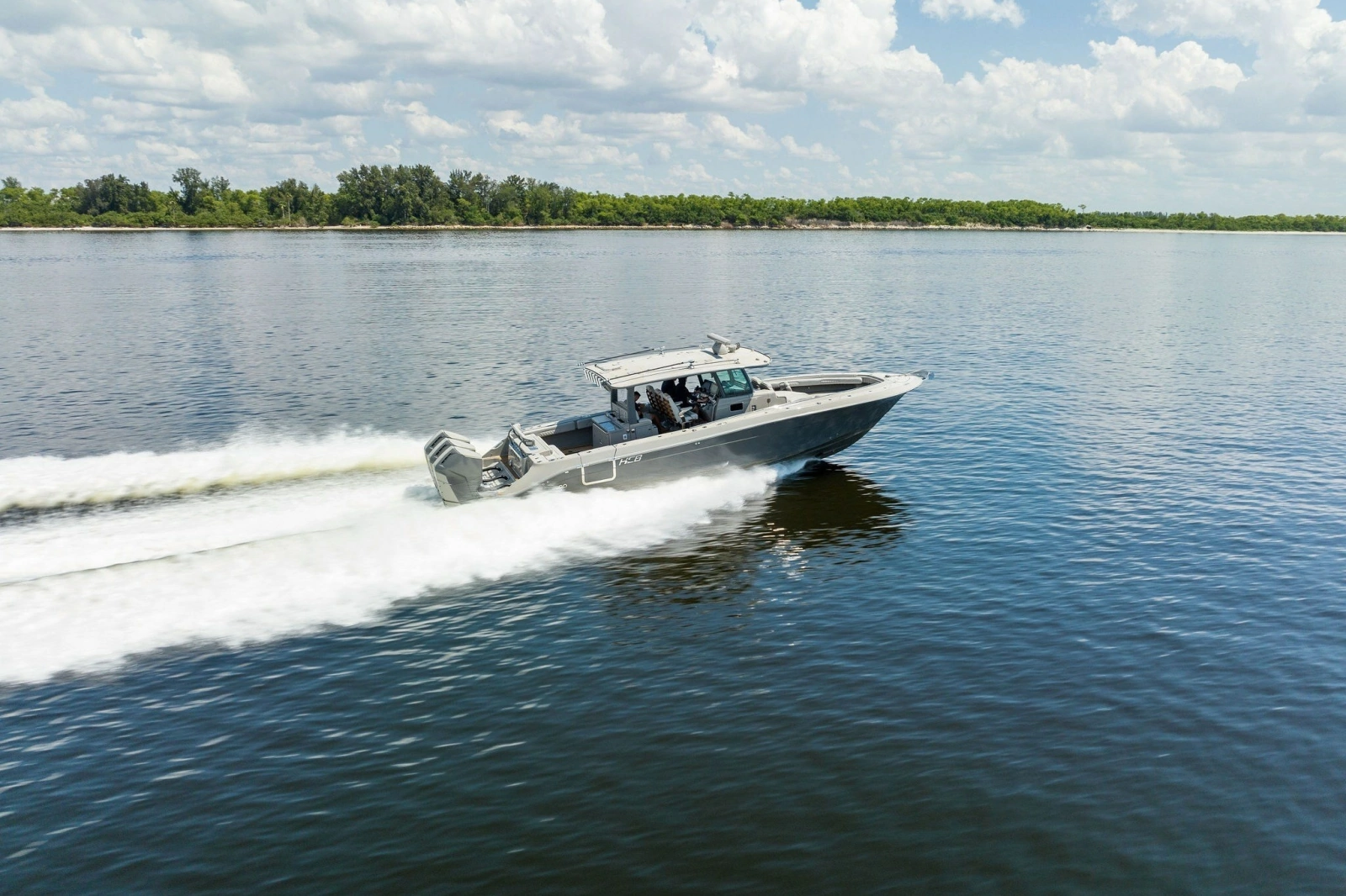 2023 HCB 42 Lujo
