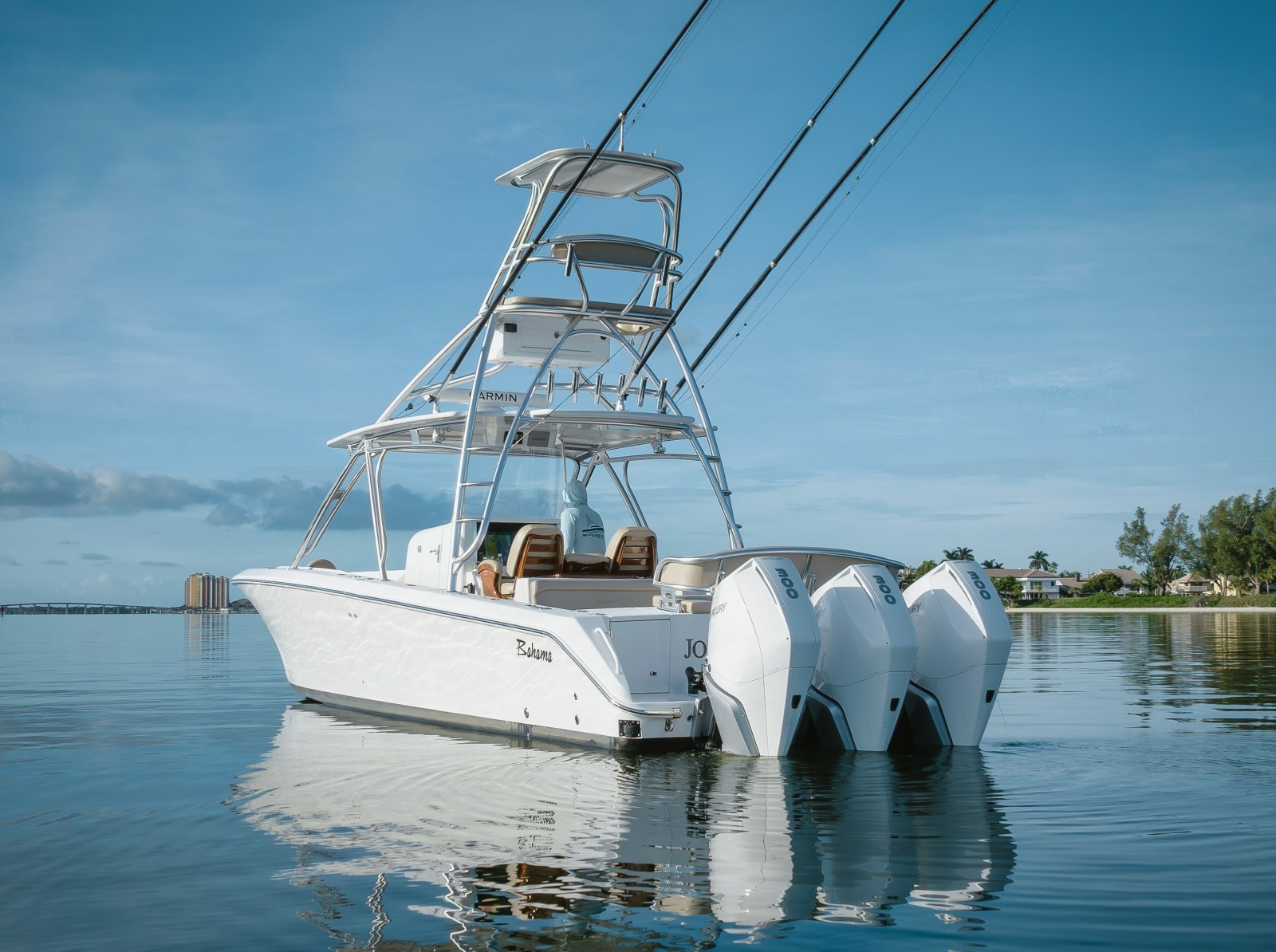 2017 Bahama 37