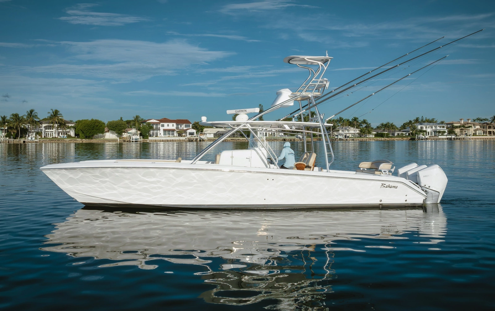 2017 Bahama 37