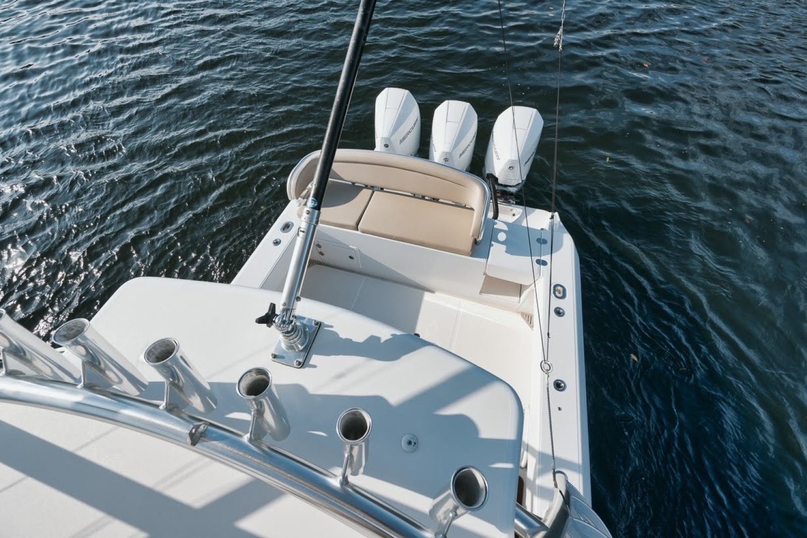 2017 Bahama 37