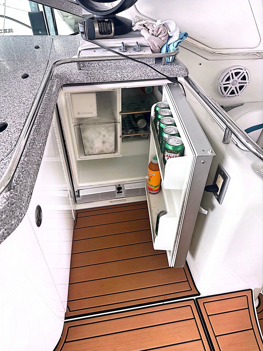 2006 Formula 48 Sport Yacht