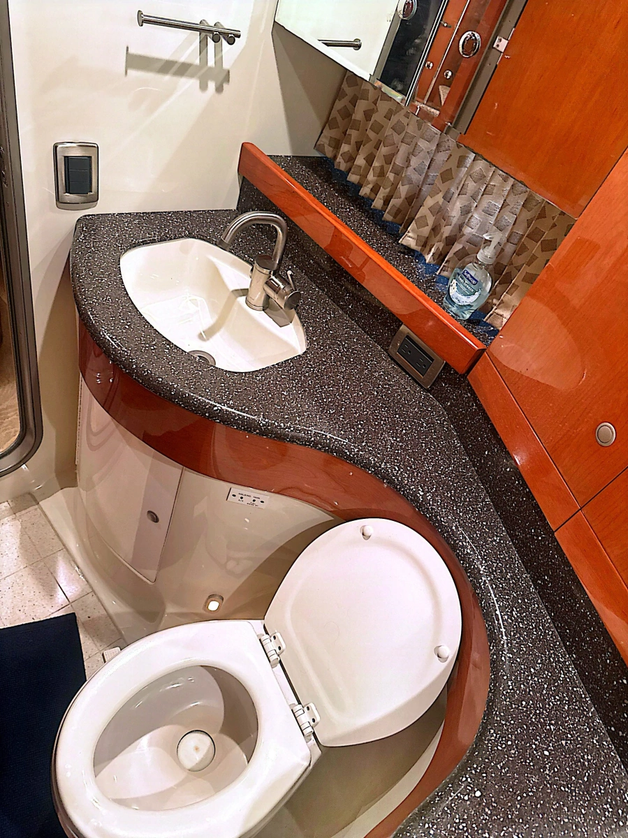 2006 Formula 48 Sport Yacht