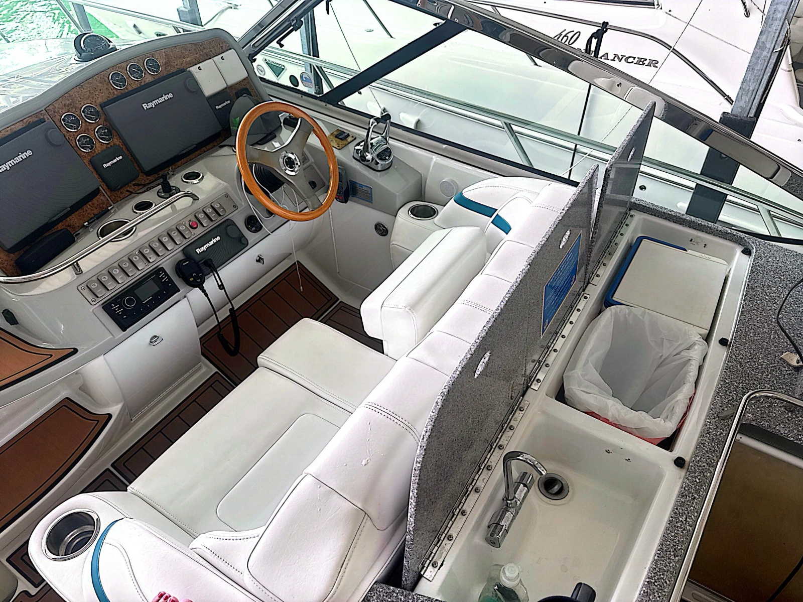 2006 Formula 48 Sport Yacht