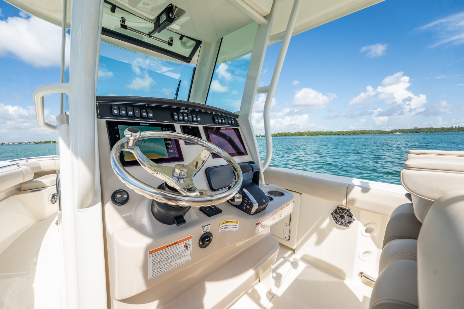 2024 Boston Whaler 280 Outrage