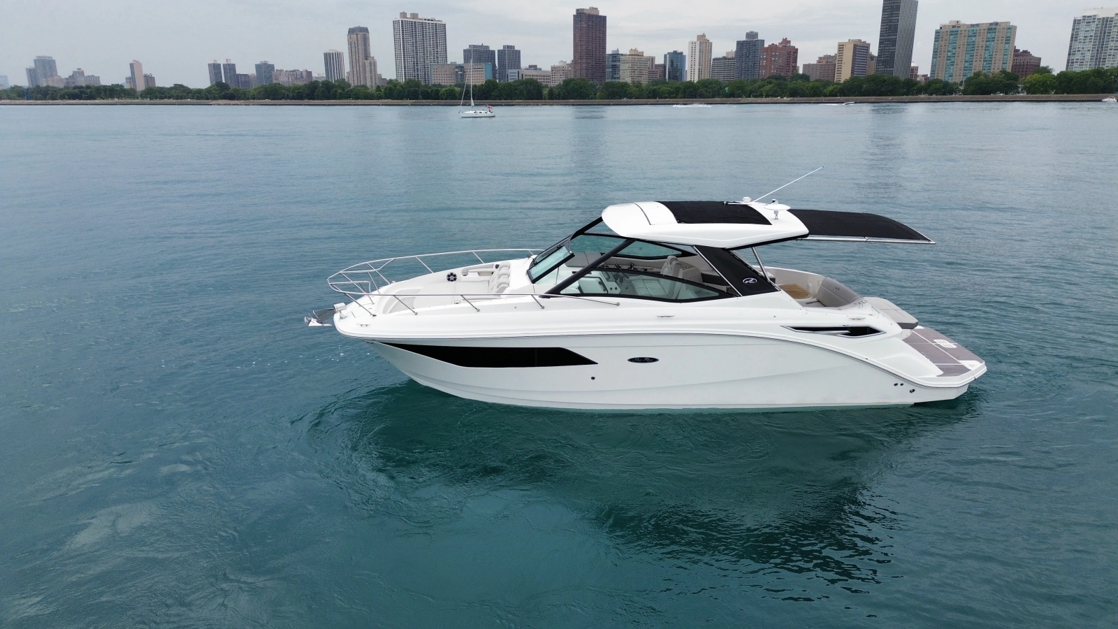 2023 Sea Ray Sundancer 320