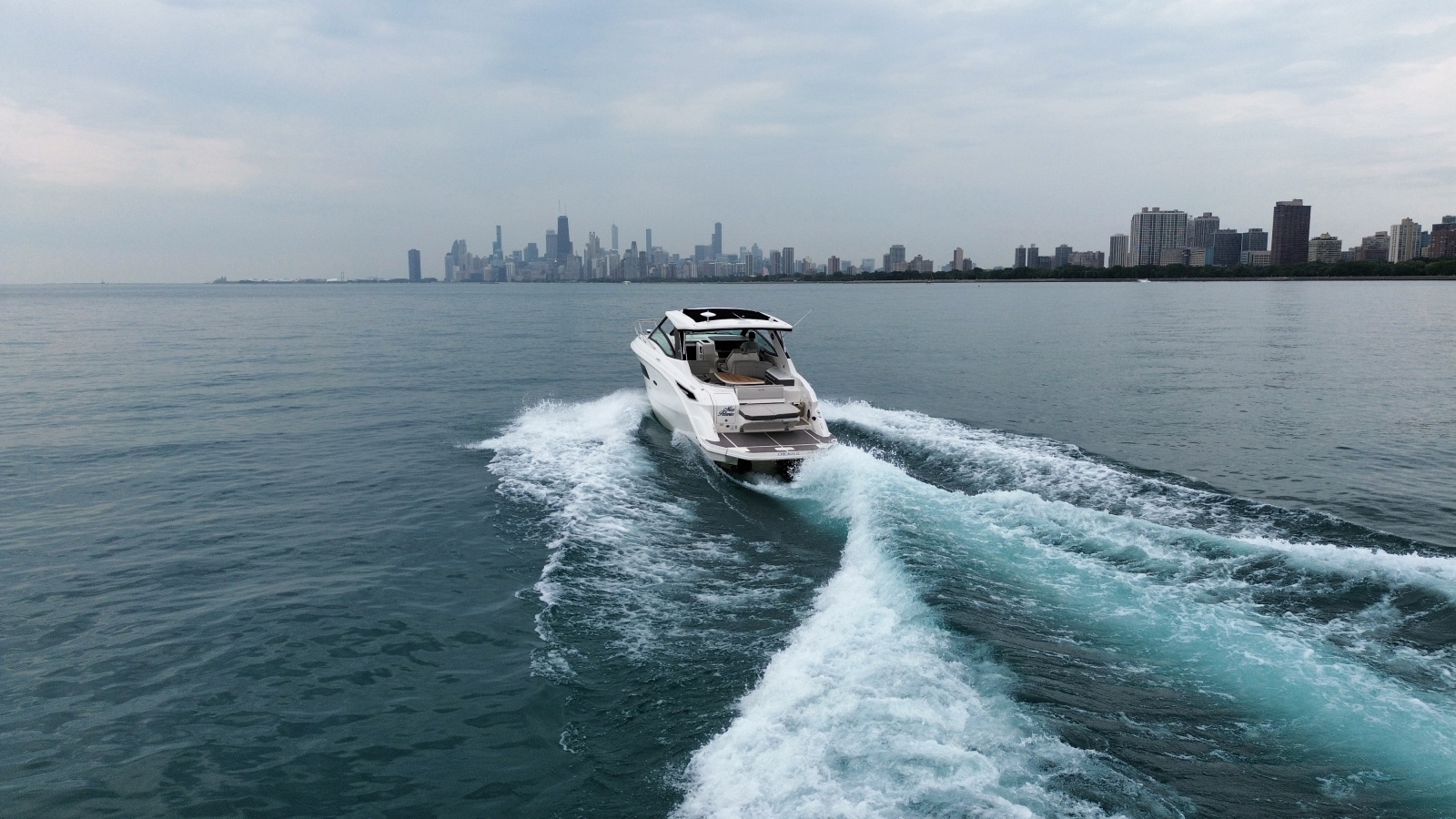 2023 Sea Ray Sundancer 320