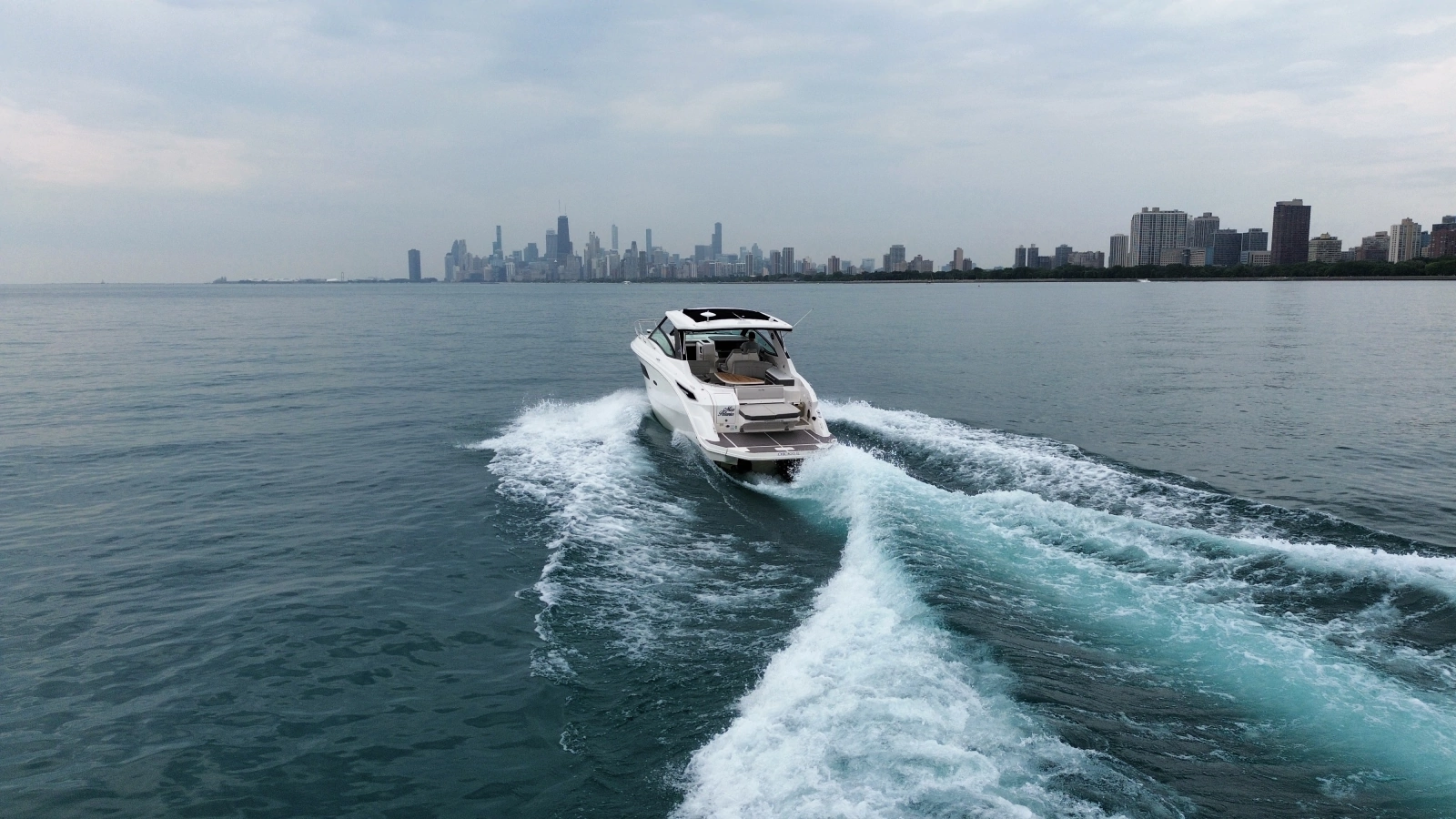 2023 Sea Ray Sundancer 320