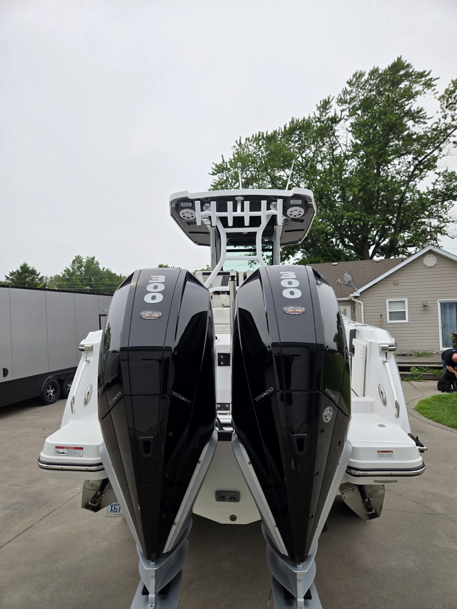 2023 Blackfin 272 CC