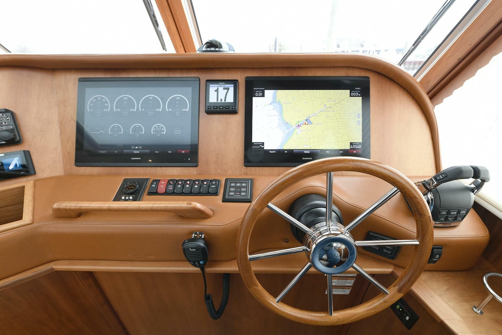 2021 Sabre 48 Salon Express