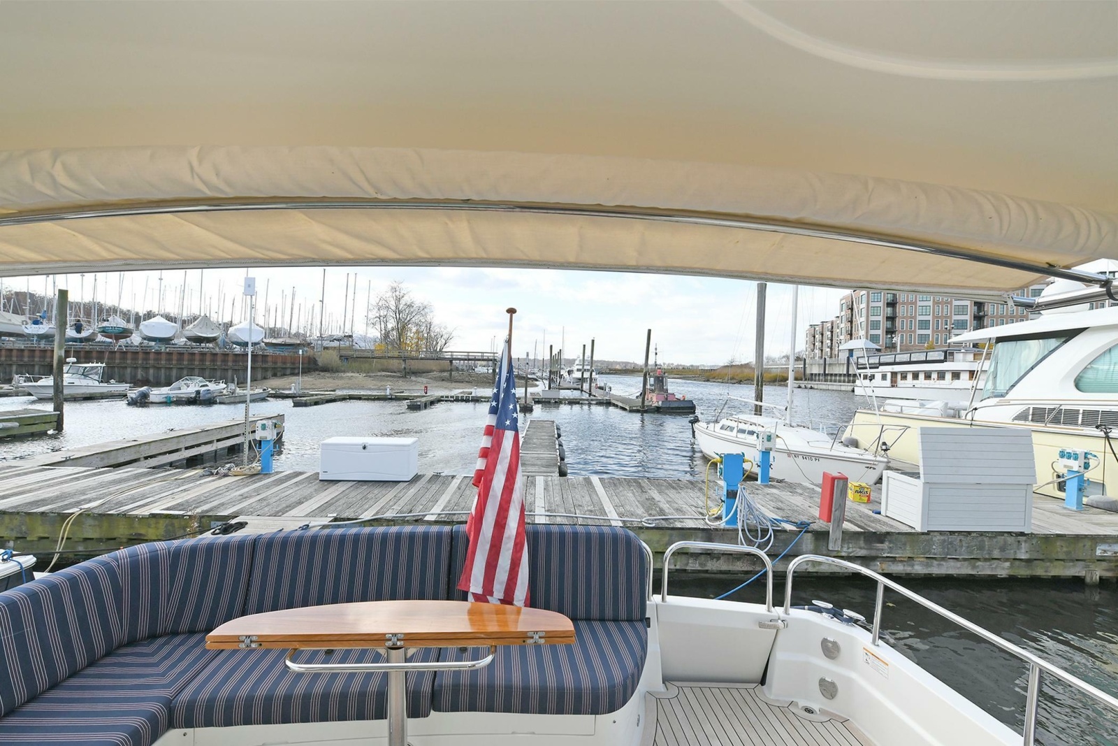 2021 Sabre 48 Salon Express