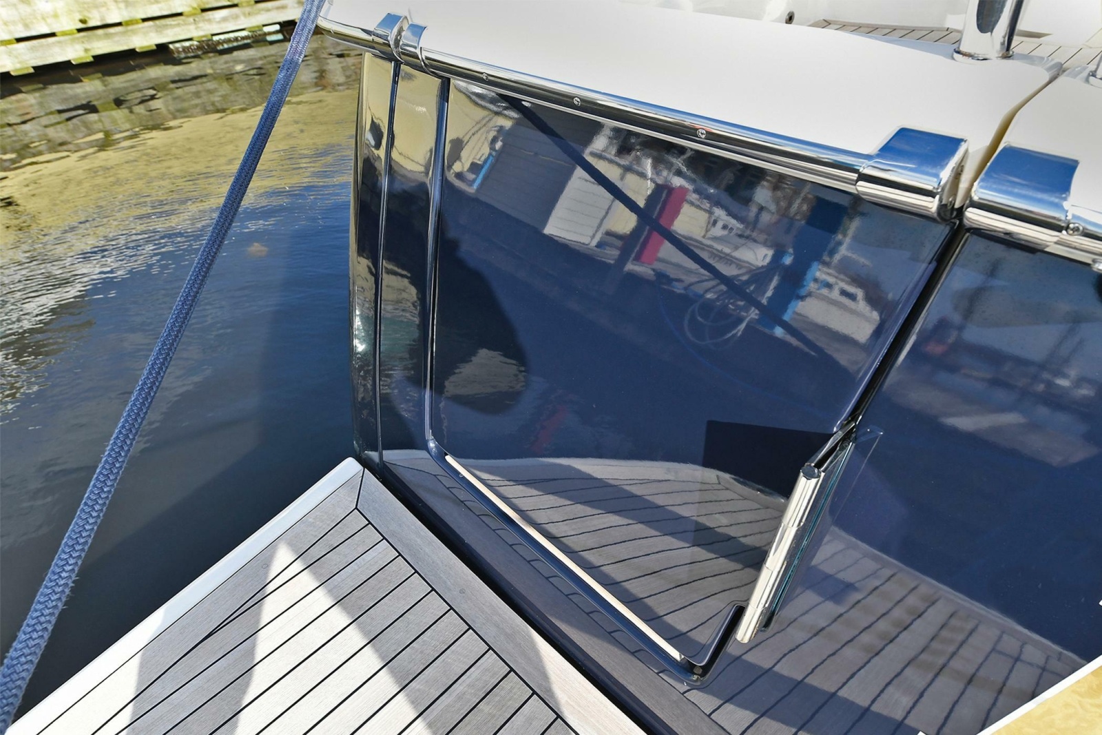 2021 Sabre 48 Salon Express