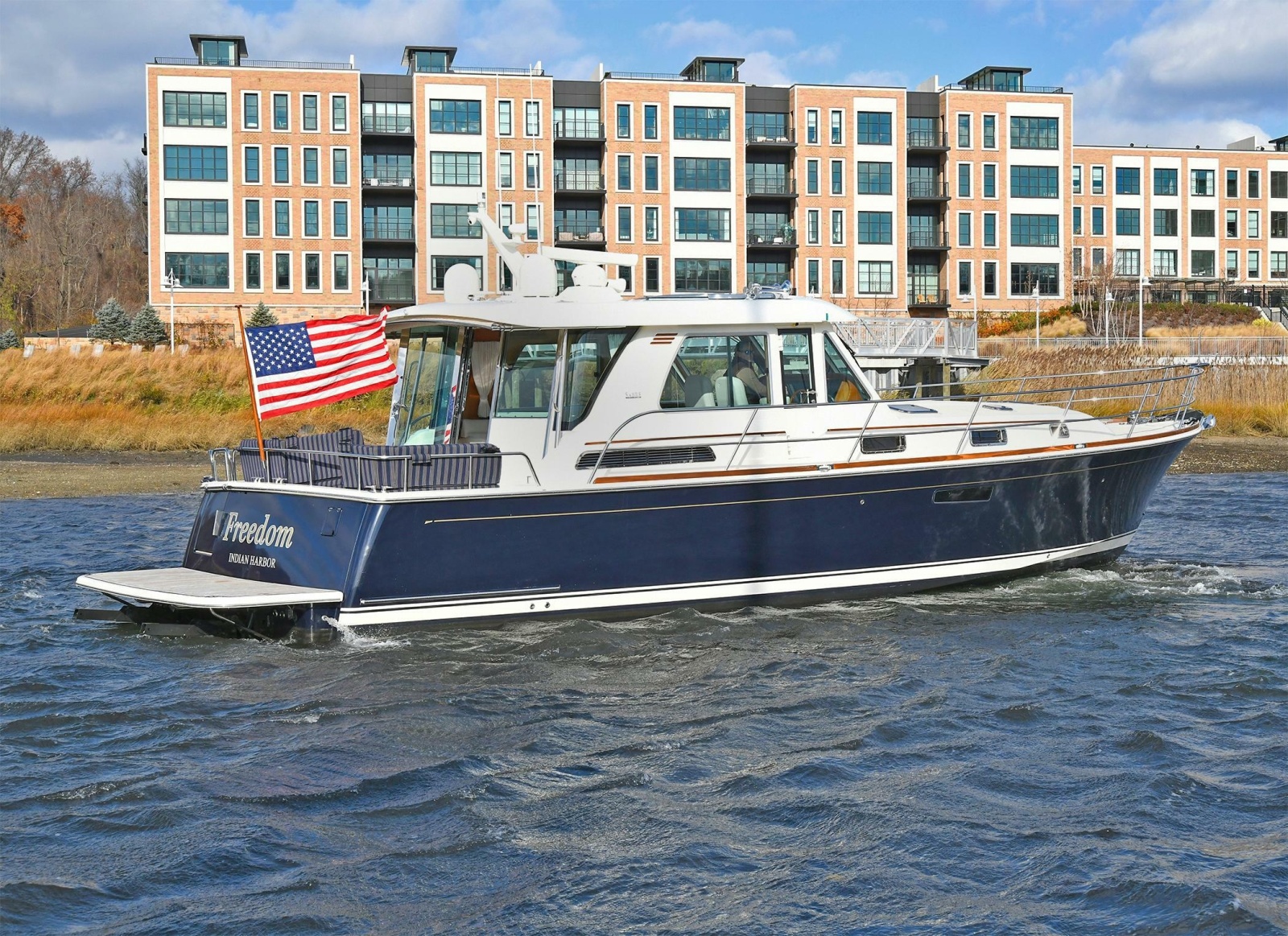 2021 Sabre 48 Salon Express