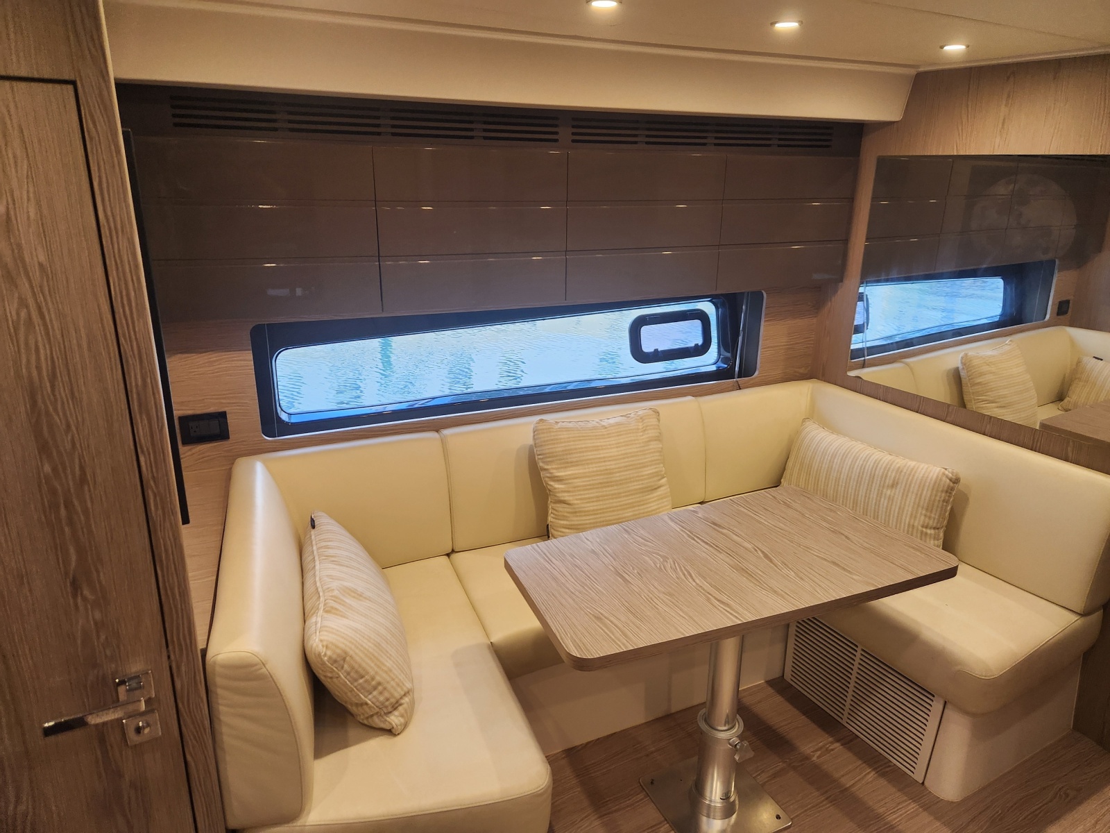 2019 Azimut Atlantis