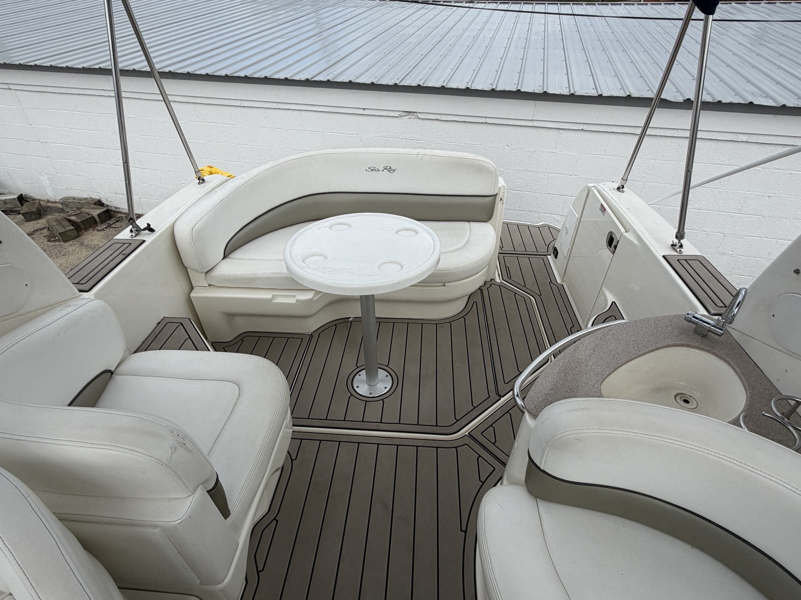 2006 Sea Ray Sundancer 260