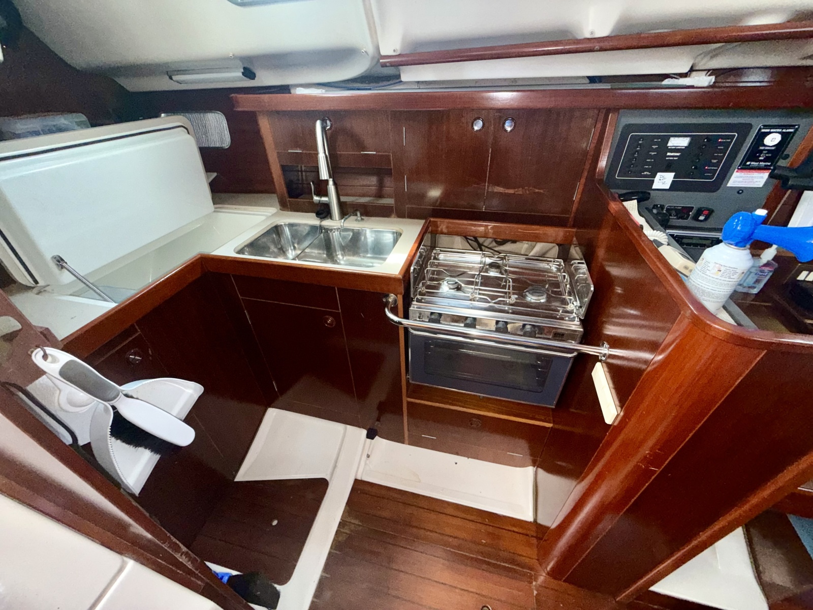 1996 Beneteau 351