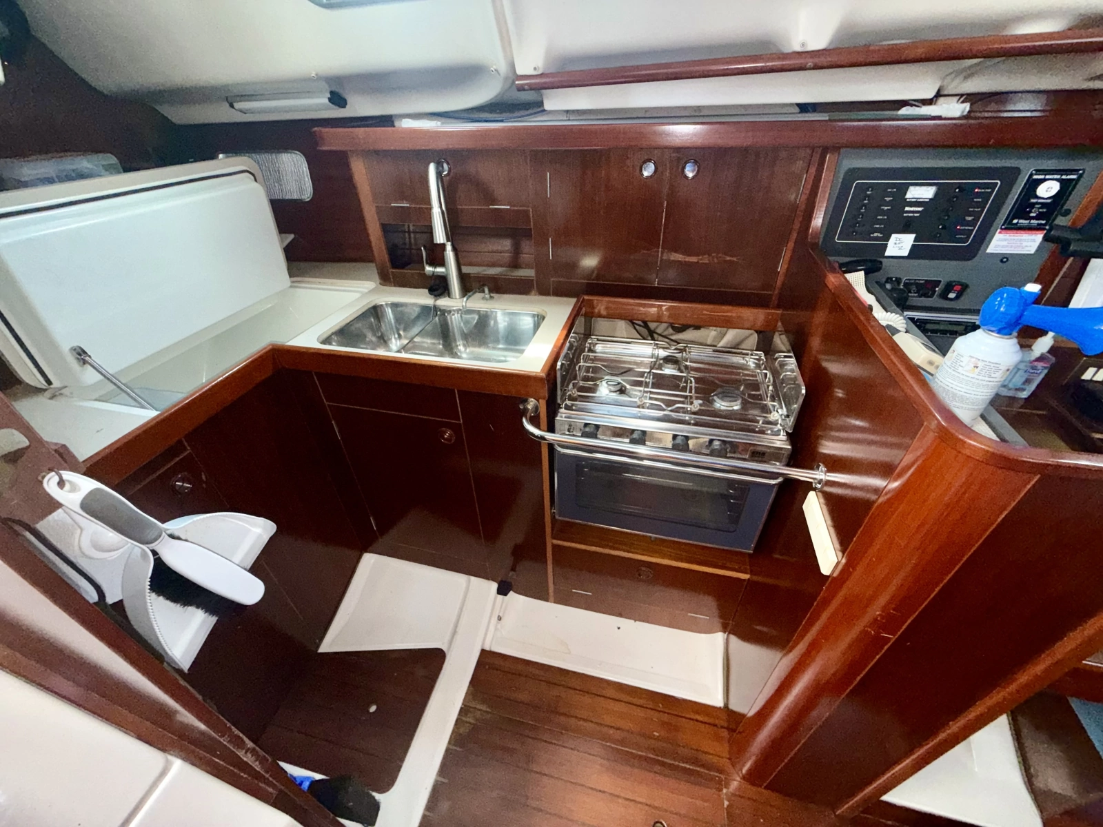1996 Beneteau 351