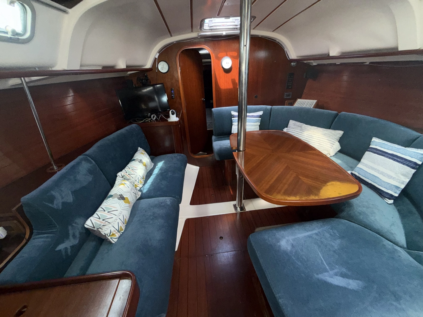 1996 Beneteau 351