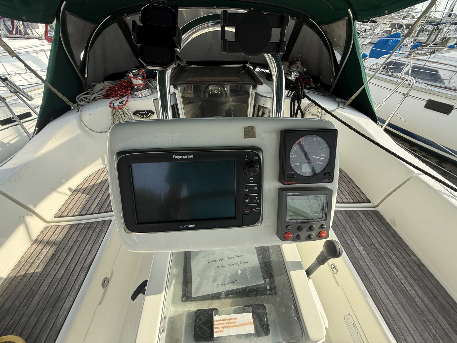 1996 Beneteau 351