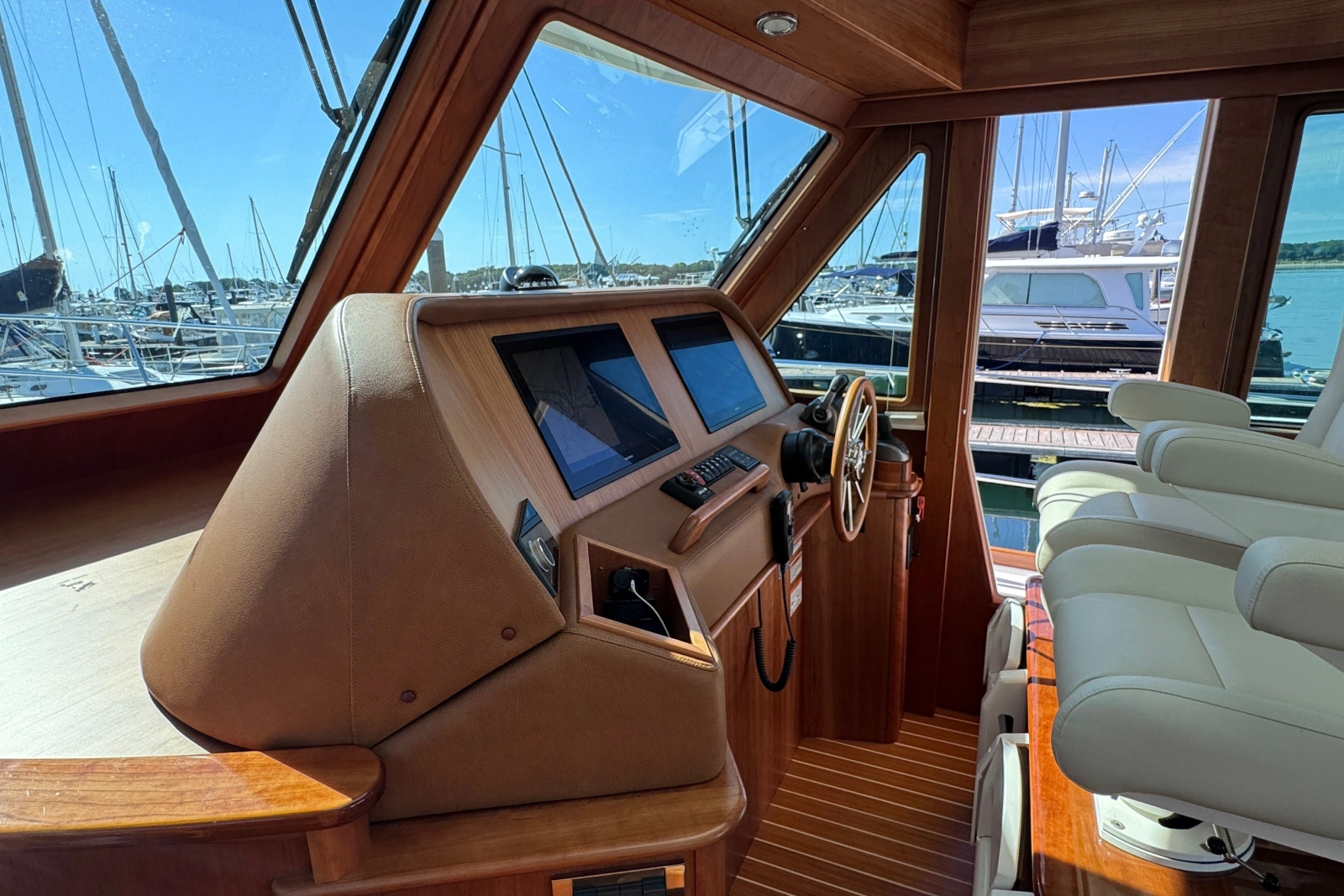2024 Sabre 48 Salon Express