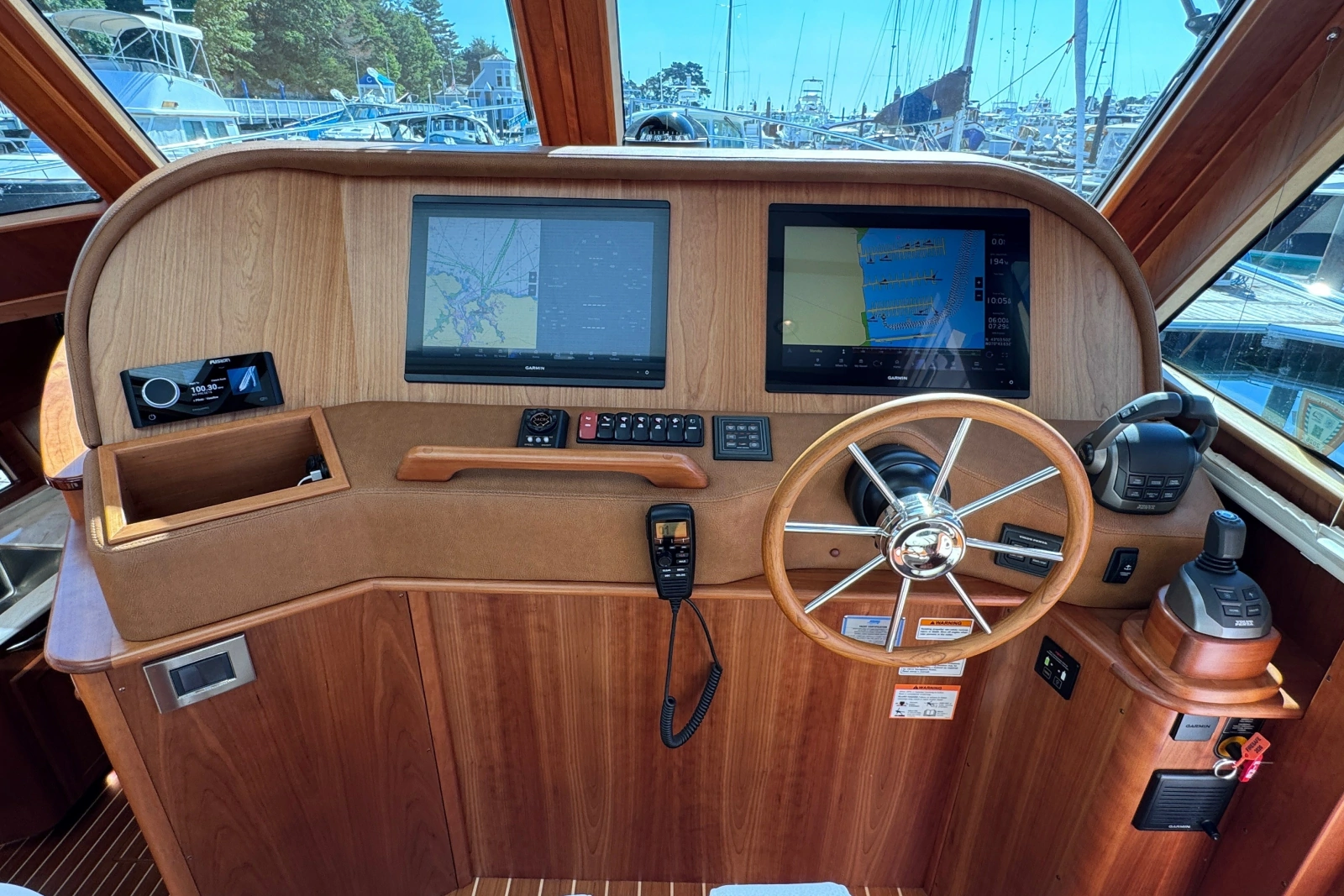 2024 Sabre 48 Salon Express
