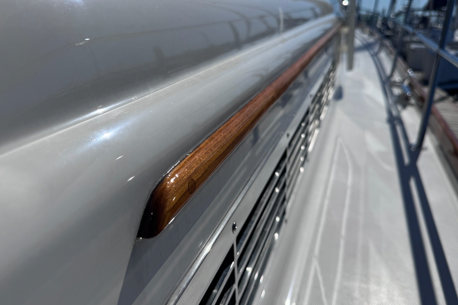 2024 Sabre 48 Salon Express