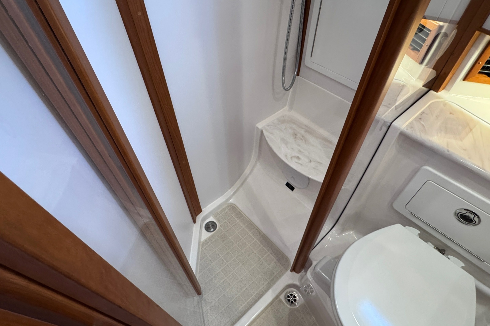 2024 Sabre 48 Salon Express