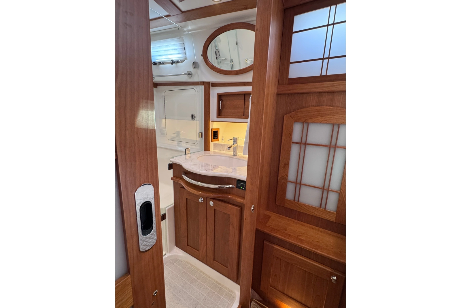2024 Sabre 48 Salon Express