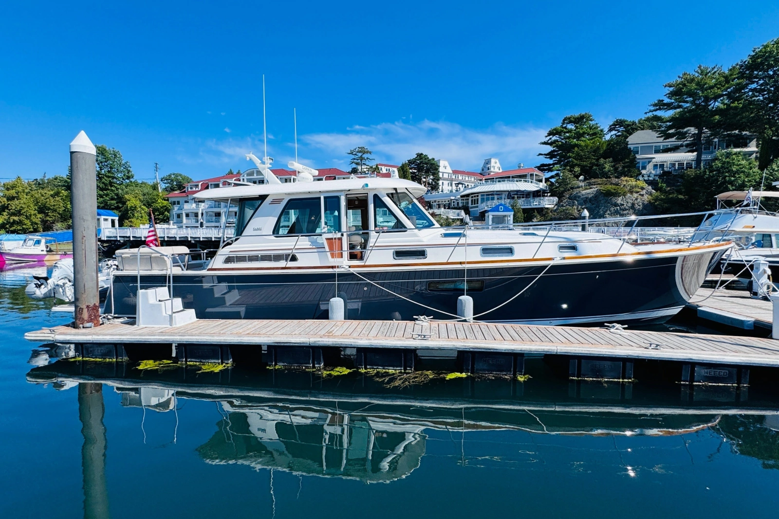 2024 Sabre 48 Salon Express