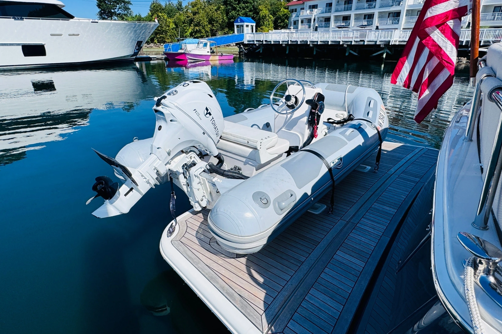 2024 Sabre 48 Salon Express