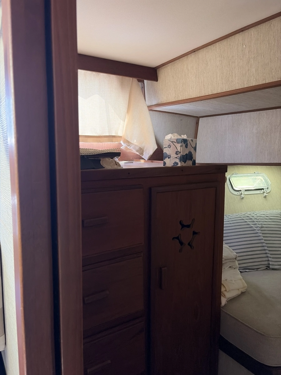 1985 Marinette 39 DC