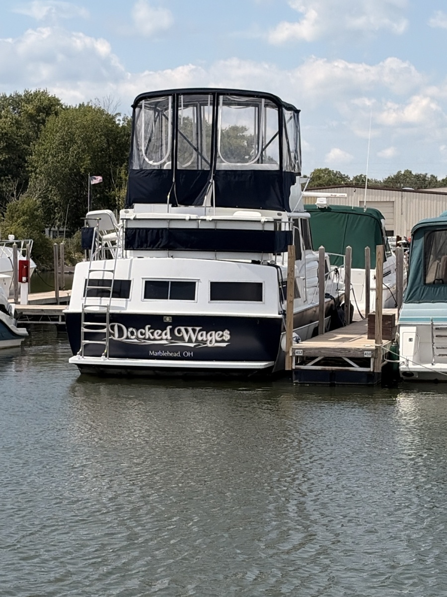 Docked Wages, photo 9