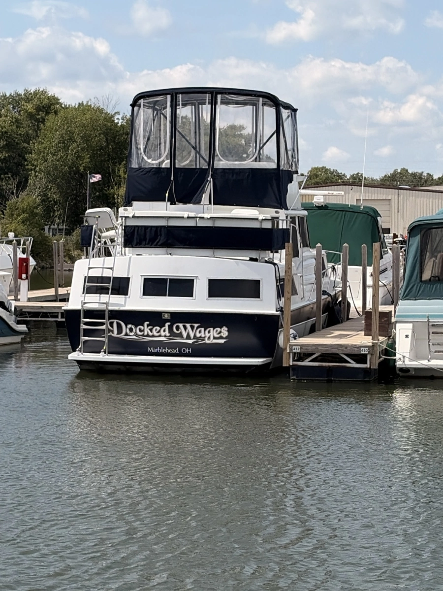 1985 Marinette 39 DC