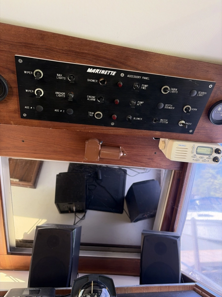 1985 Marinette 39 DC