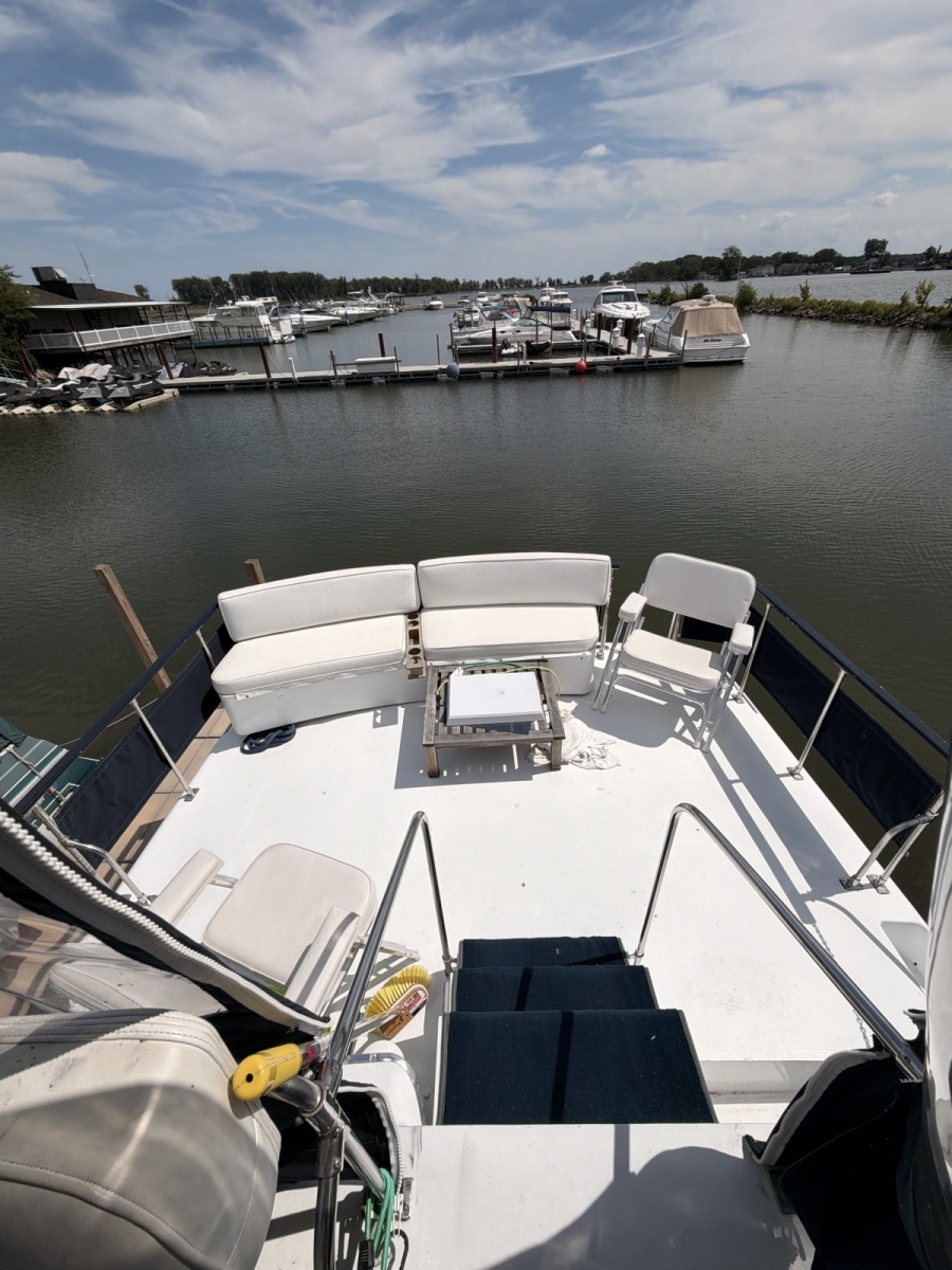 1985 Marinette 39 DC