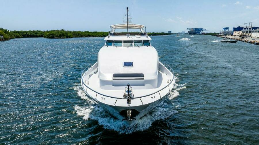 2001 Intermarine 