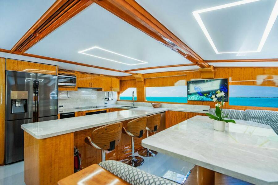 2001 Intermarine