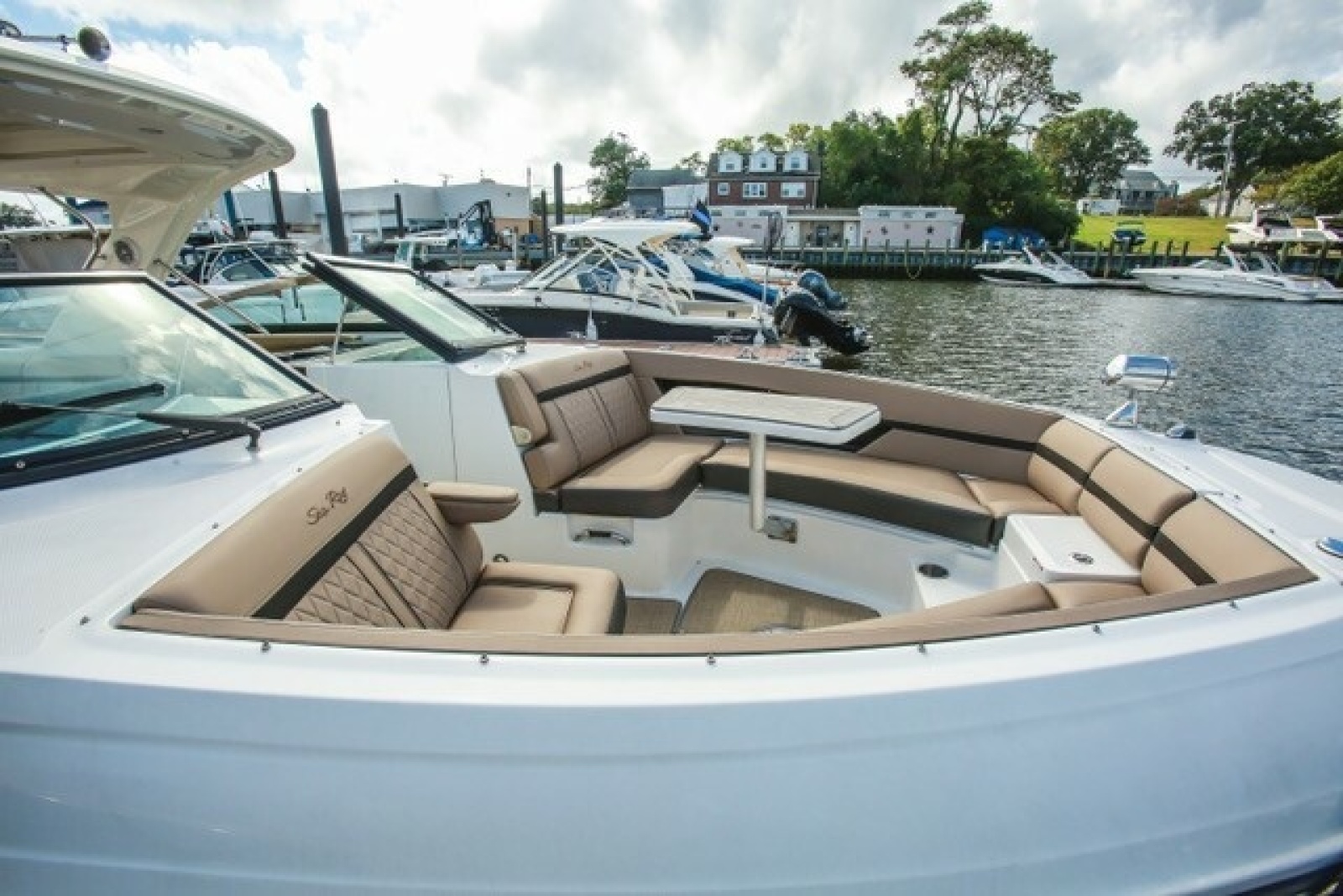 2018 Sea Ray SLX 350
