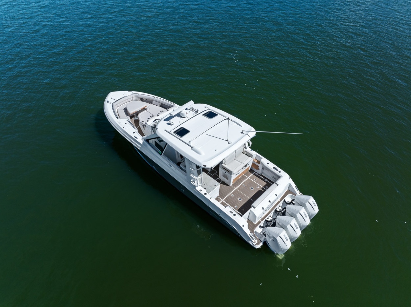 2020 Boston Whaler 380 Realm