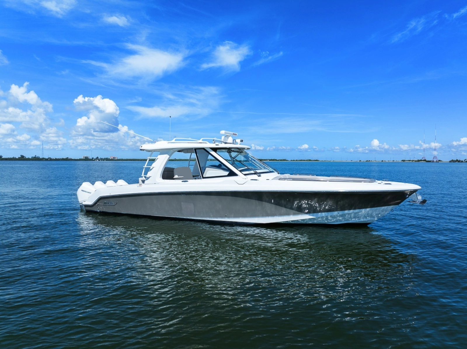 2020 Boston Whaler 380 Realm