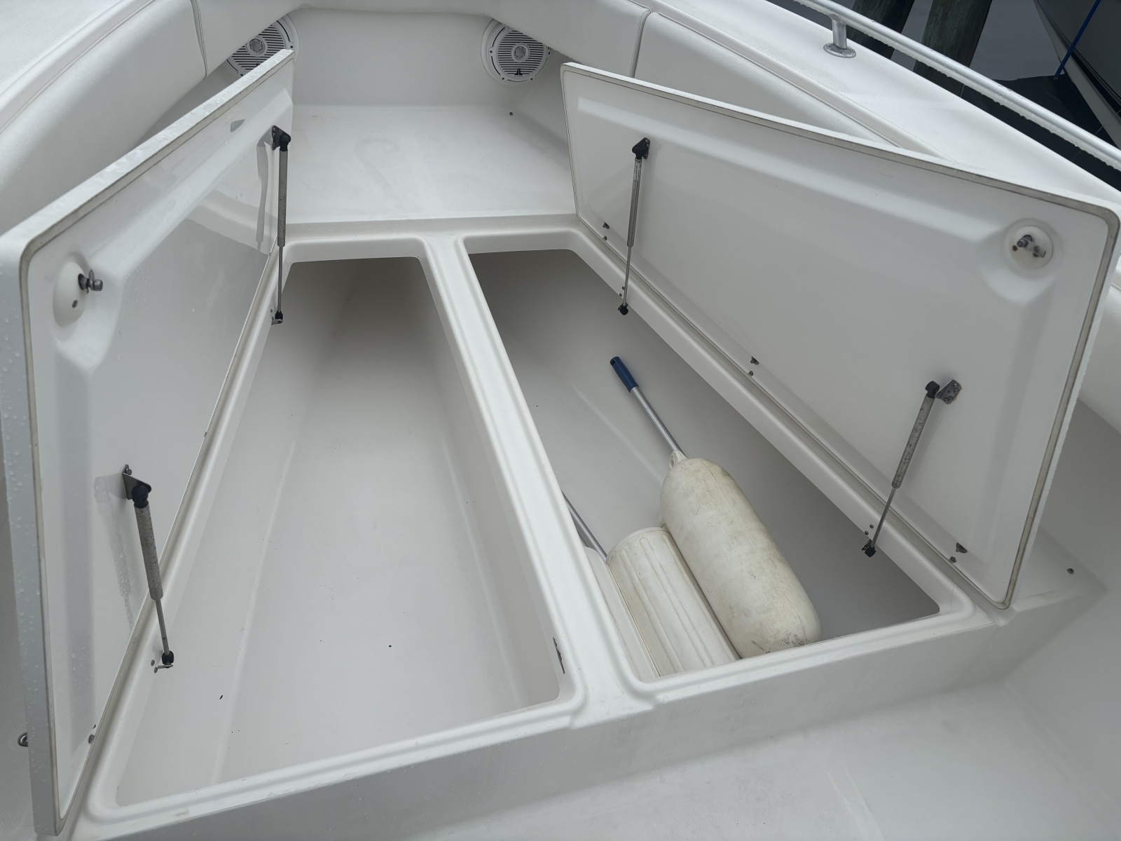 2001 Venture — Karjack
