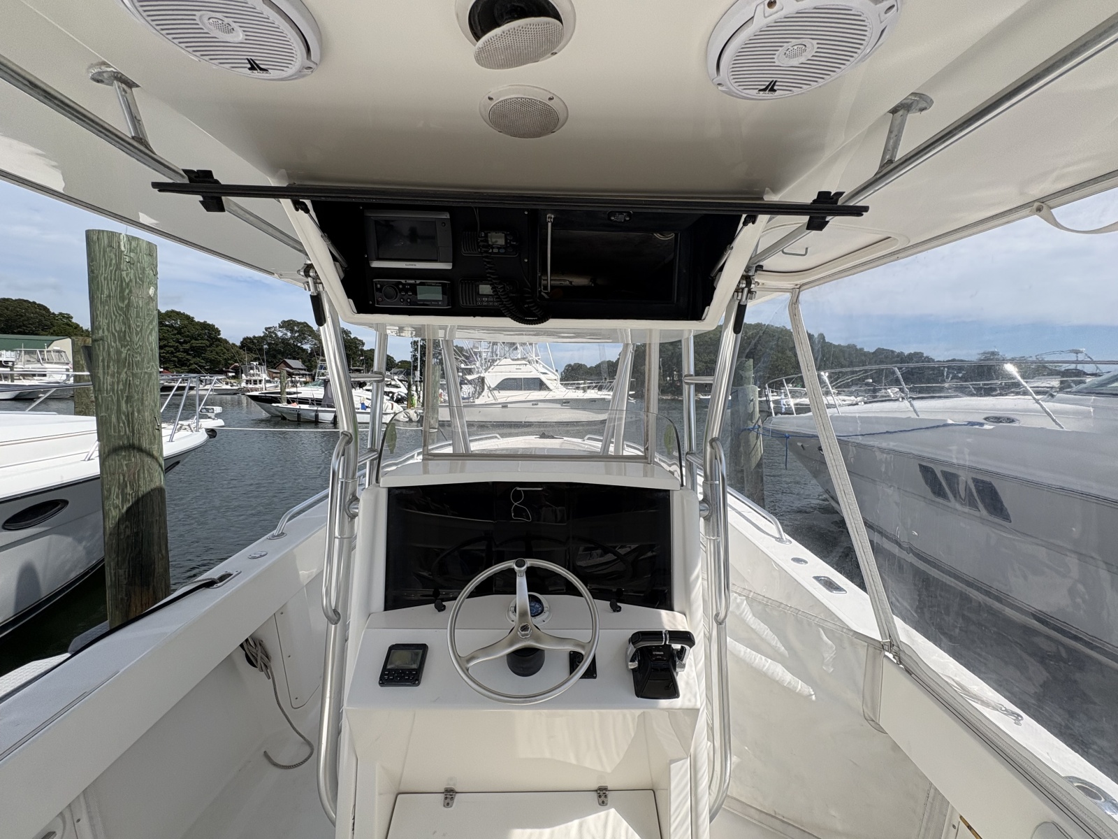 2001 Venture — Karjack