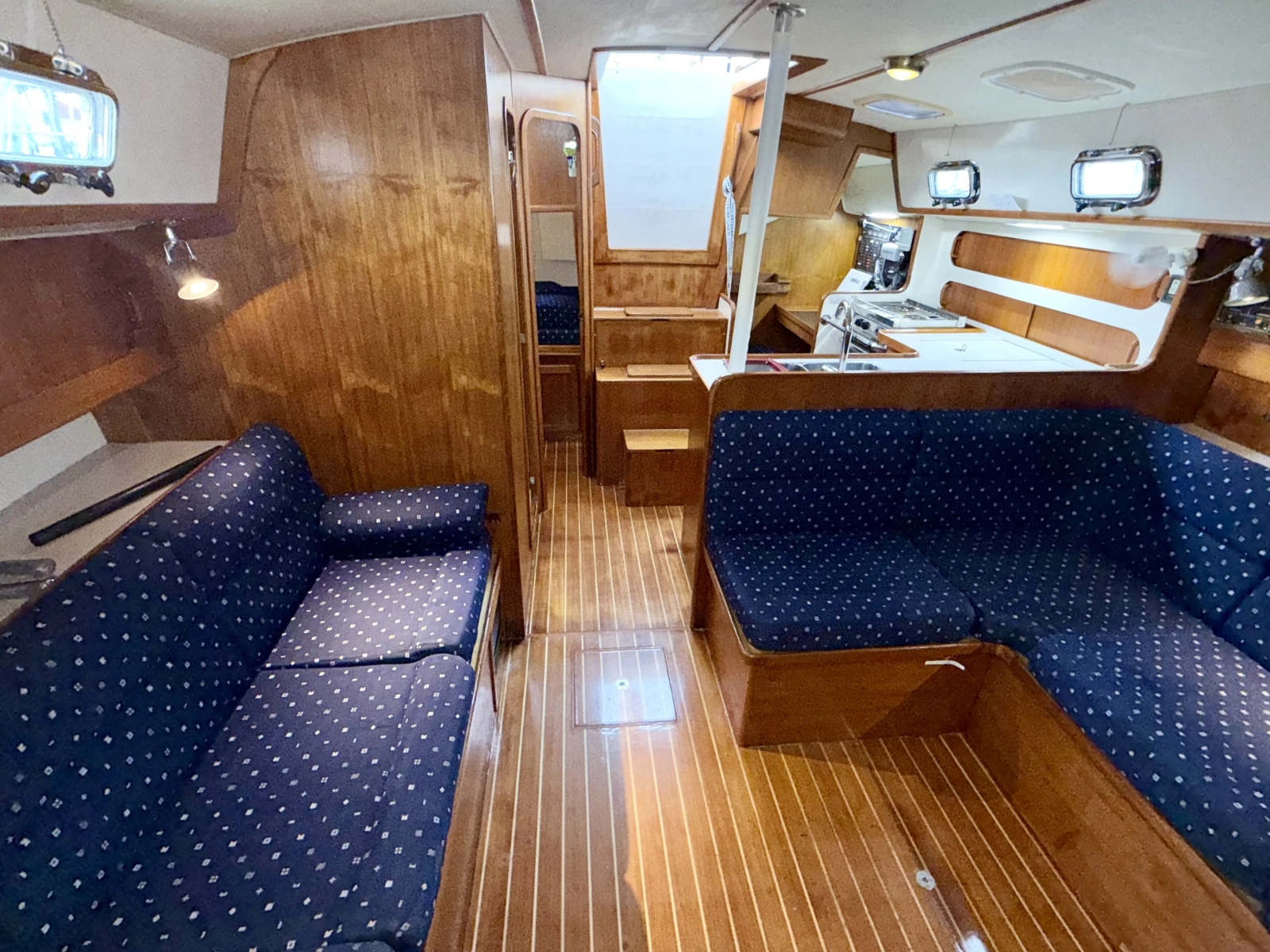 2001 Caliber 40 LRC